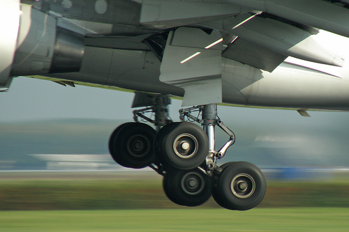 Inferir puesto Más temprano Cómo son los neumáticos de los aviones? - Signus Blog