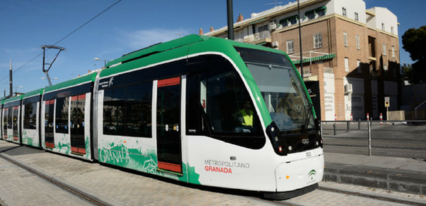 Metro de Granada abre una nueva vía para el reciclaje de neumáticos