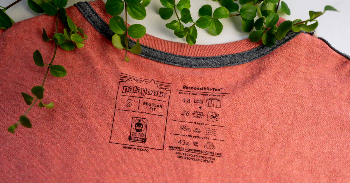 Etiqueta de camiseta sostenible