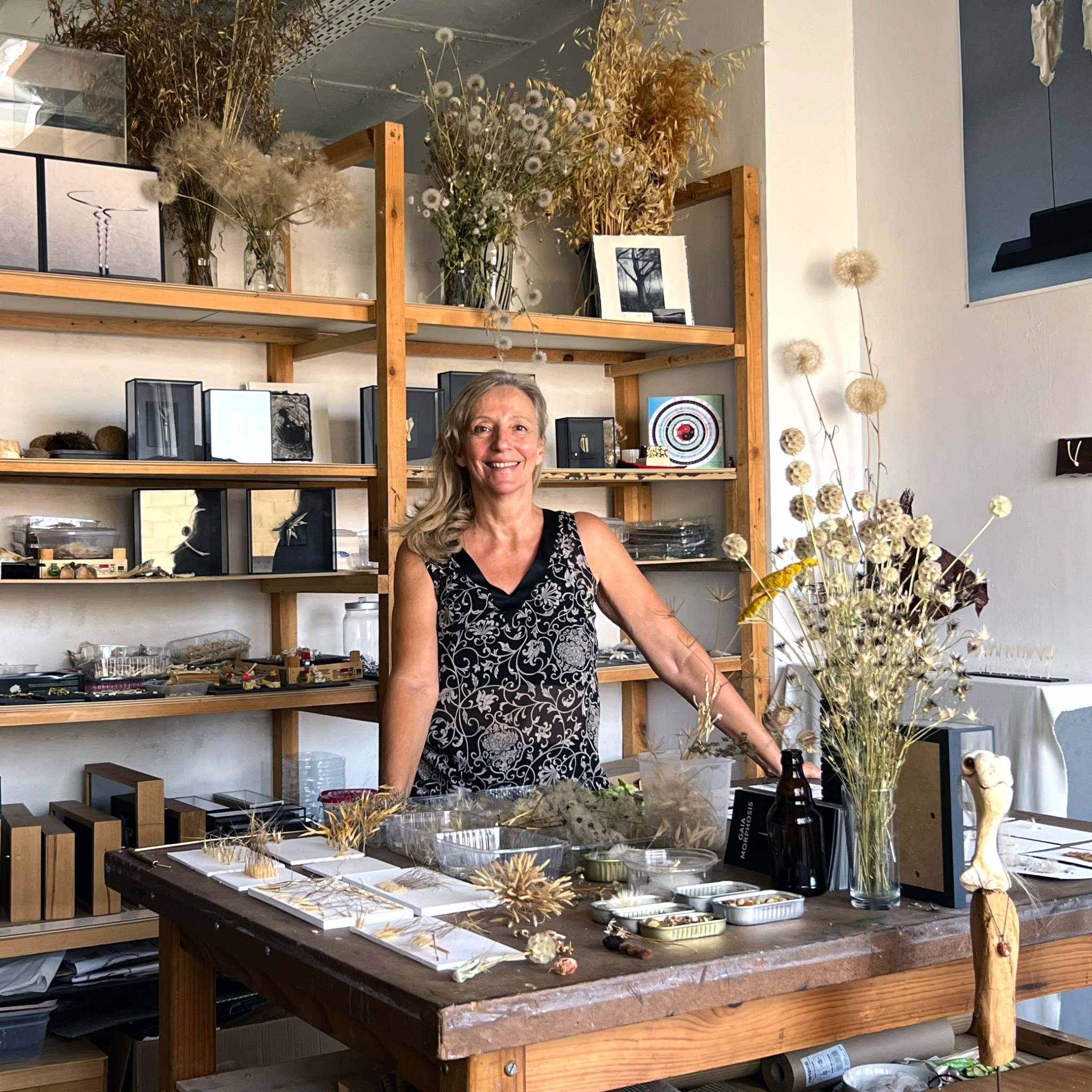 Pia Post en su estudio de La Tercera Nave (foto de Pia Post).